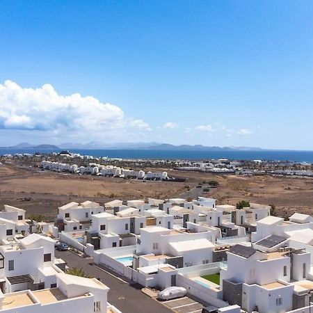 Casa Lolalo - Modern Villa With Pool, 15Min Walk To Marina Rubicon 普拉亚布兰卡 外观 照片